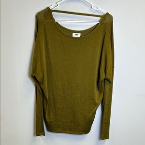 Old Navy Women’s Olive Green Medium Top